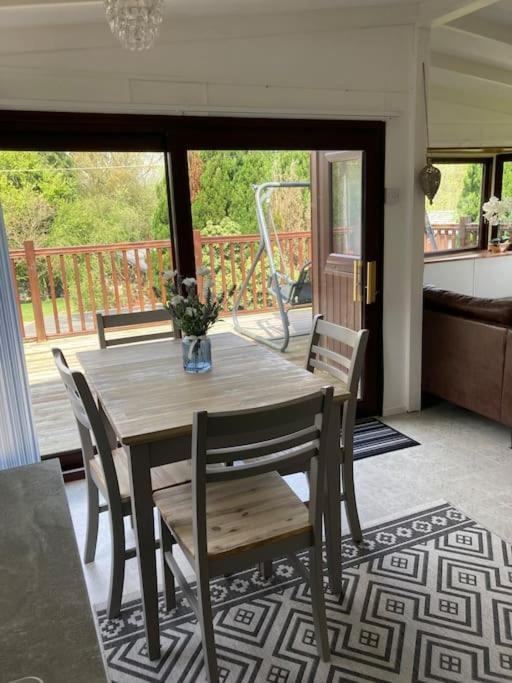 Cwtch Cymru Lodge 7F Caer Beris Holiday Lodge Park Builth Wells Buitenkant foto