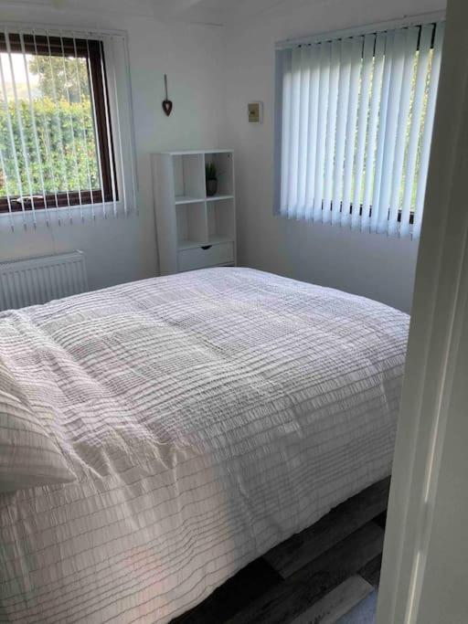Cwtch Cymru Lodge 7F Caer Beris Holiday Lodge Park Builth Wells Buitenkant foto