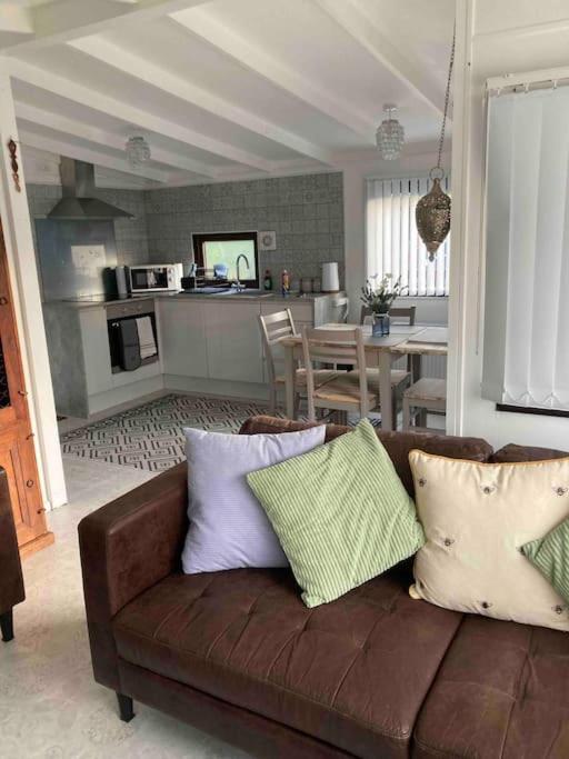 Cwtch Cymru Lodge 7F Caer Beris Holiday Lodge Park Builth Wells Buitenkant foto